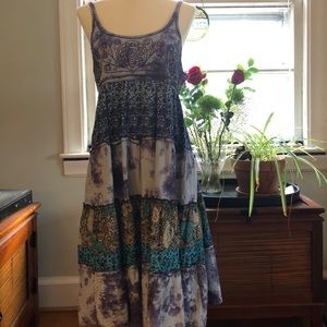 Beautiful printed layered summer dress.
